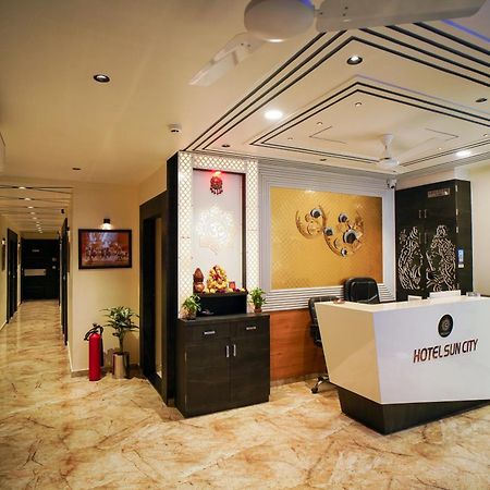 Hotel Suncity Ahmedabad Esterno foto
