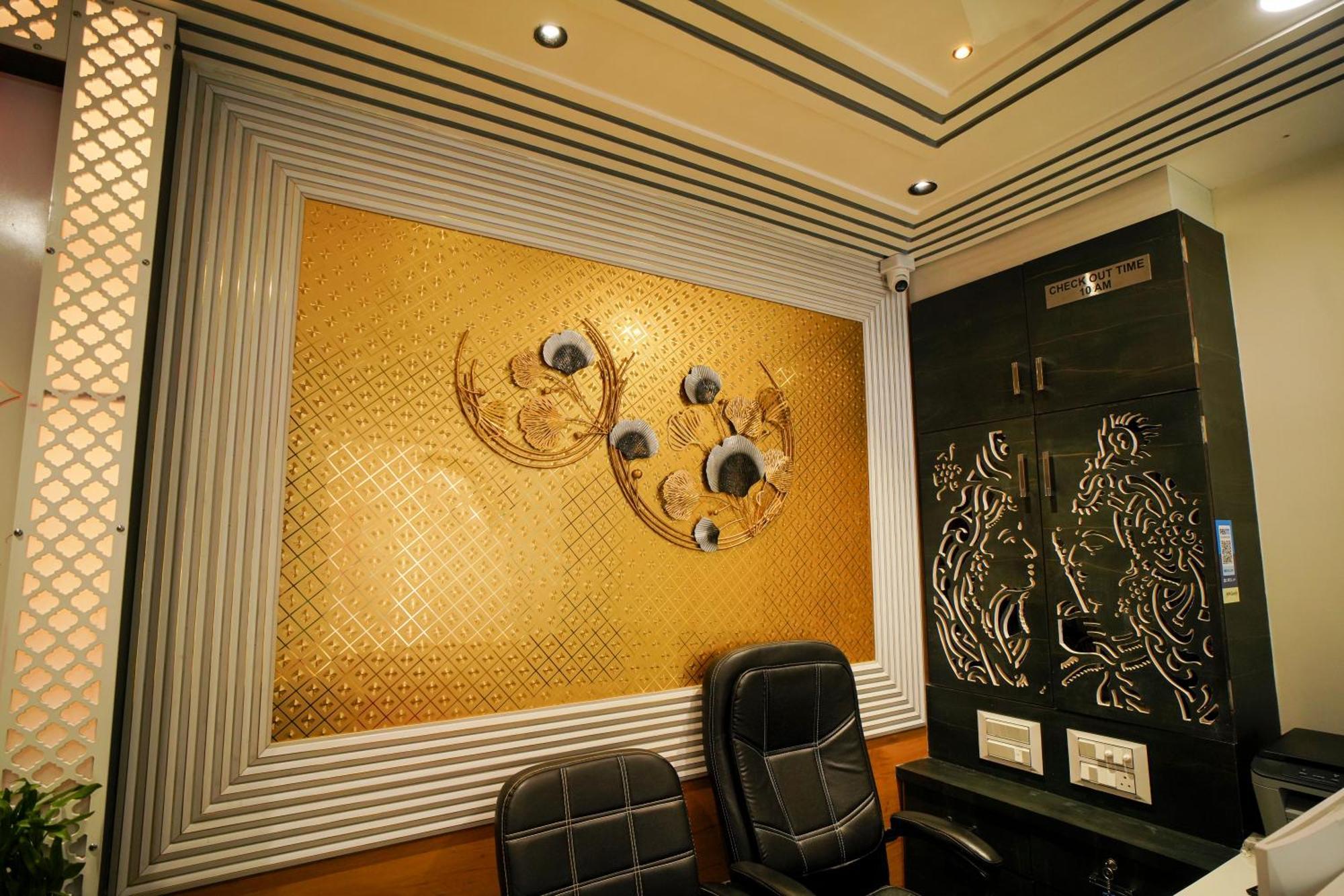 Hotel Suncity Ahmedabad Esterno foto